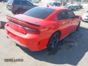 ✅ 2019 Dodge Charger Scat Pack • VIN: 2C3CDXGJ2KH742332 • Lot: 43631916. Wystawiony na IAAI z przebiegiem 79 812 mil. Bezpłatny archiwum sprzedaży aukcyjnych z USA i szczegółowy raport historii pojazdu na DreamBid. Zdjęcie 4.