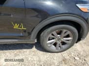 ✅ 2022 Ford Explorer XLT • VIN: 1FMSK7DH2NGC41211 • Lot: 52229645. Wystawiony na Copart z przebiegiem 63 273 mil. Bezpłatny archiwum sprzedaży aukcyjnych z USA i szczegółowy raport historii pojazdu na DreamBid. Zdjęcie 13.