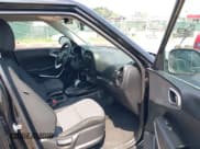 ✅ 2023 Kia Soul LX • VIN: KNDJ23AU6P7850380 • Lot: 42647275. Wystawiony na IAAI z przebiegiem 46 982 mil. Bezpłatny archiwum sprzedaży aukcyjnych z USA i szczegółowy raport historii pojazdu na DreamBid. Zdjęcie 5.