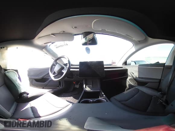 ✅ 2025 Tesla Model 3 Long Range • VIN: 5YJ3E1EA3SF976350 • Lot: 43401948. Wystawiony na IAAI z przebiegiem Nie podano. Bezpłatny archiwum sprzedaży aukcyjnych z USA i szczegółowy raport historii pojazdu na DreamBid. Zdjęcie 17.