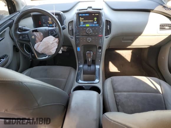 ✅ 2013 Chevrolet Volt • VIN: 1G1RD6E41DU123128 • Lot: 84492384. Wystawiony na Copart z przebiegiem 109 722 mil. Bezpłatny archiwum sprzedaży aukcyjnych z USA i szczegółowy raport historii pojazdu na DreamBid. Zdjęcie 8.