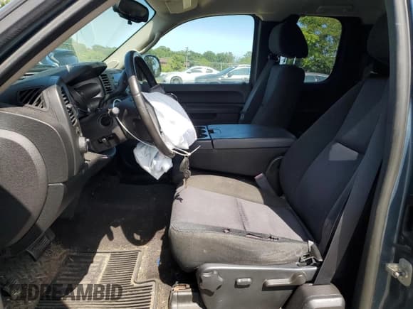 ✅ 2010 Chevrolet Silverado 1500 LT • VIN: 1GCSKSE35AZ119144 • Lot: 70230304. Listed on Copart with 131,257 mi. Free auction sales archive from the USA and detailed vehicle history report at DreamBid. Image 7.