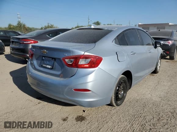 ✅ 2017 Chevrolet Cruze LT • VIN: 1G1BE5SM2H7212644 • Лот: 58001682. Опубликован ранее на Copart с пробегом 110 629 миль. Бесплатный доступ к архиву аукционных продаж из США и подробный отчёт об истории автомобиля на DreamBid. Изображение 4.