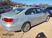 ✅ 2011 Volkswagen Jetta SEL • VIN: 3VWLX7AJ6BM330148 • Lot: 41663551. Listed on IAAI with 128,673 mi. Free auction sales archive from the USA and detailed vehicle history report at DreamBid. Image 4.