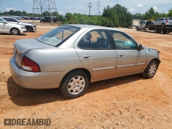 ✅ 2000 Nissan Sentra XE • VIN: 3N1CB51D1YL344637 • Lot: 61230975. Wystawiony na Copart z przebiegiem 129 460 mil. Bezpłatny archiwum sprzedaży aukcyjnych z USA i szczegółowy raport historii pojazdu na DreamBid. Zdjęcie 3.