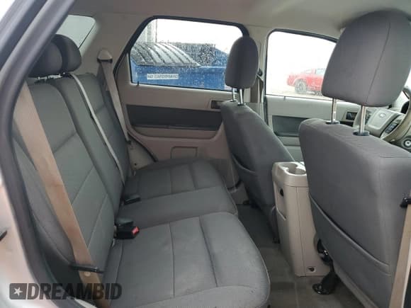 ✅ 2009 Ford Escape Hybrid • VIN: 1FMCU49399KA15521 • Лот: 86787035. Опубликован ранее на Copart с пробегом 246 969 миль. Бесплатный доступ к архиву аукционных продаж из США и подробный отчёт об истории автомобиля на DreamBid. Изображение 11.