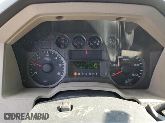 ✅ 2010 Ford F-250 • VIN: 1FTNX2A54AEB33890 • Lot: 65729275. Listed on Copart with 225,254 mi. Free auction sales archive from the USA and detailed vehicle history report at DreamBid. Image 9.