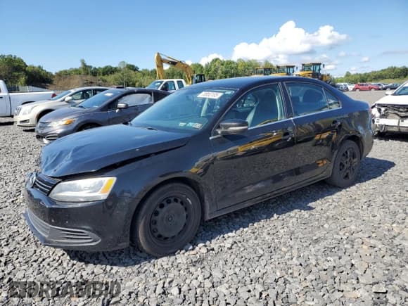 ✅ 2013 Volkswagen Jetta SE • VIN: 3VWDP7AJ3DM395451 • Lot: 70855105. Listed on Copart with 204,907 mi. Free auction sales archive from the USA and detailed vehicle history report at DreamBid. Image 1.