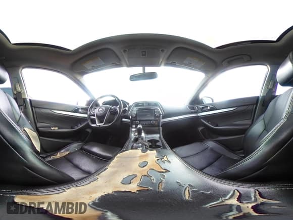 ✅ 2016 Nissan Maxima Platinum • VIN: 1N4AA6AP3GC381583 • Lot: 42967773. Listed on IAAI with 185,949 mi. Free auction sales archive from the USA and detailed vehicle history report at DreamBid. Image 18.