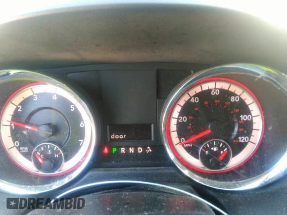 ✅ 2018 Dodge Grand Caravan SE Plus • VIN: 2C4RDGBGXJR348426 • Lot: 43462342. Wystawiony na IAAI z przebiegiem 112 549 mil. Bezpłatny archiwum sprzedaży aukcyjnych z USA i szczegółowy raport historii pojazdu na DreamBid. Zdjęcie 7.