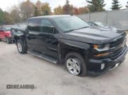 ✅ 2018 Chevrolet Silverado 1500 LT • VIN: 3GCUKREC1JG239914 • Lot: 43556230. Wystawiony na IAAI z przebiegiem 124 227 mil. Bezpłatny archiwum sprzedaży aukcyjnych z USA i szczegółowy raport historii pojazdu na DreamBid. Zdjęcie 1.