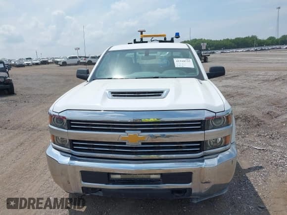 ✅ 2017 Chevrolet Silverado 2500HD Work Truck • VIN: 1GC1KUEY0HF217335 • Lot: 42310735. Listed on IAAI with 107,781 mi. Free auction sales archive from the USA and detailed vehicle history report at DreamBid. Image 6.