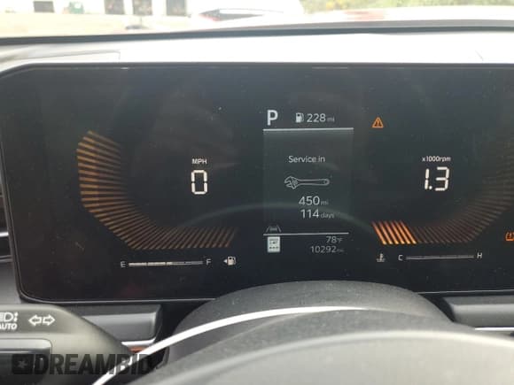 ✅ 2025 Kia K5 GT-Line • VIN: KNAG64J71S5296102 • Lot: 81581835. Listed on Copart with 10,292 mi. Free auction sales archive from the USA and detailed vehicle history report at DreamBid. Image 9.