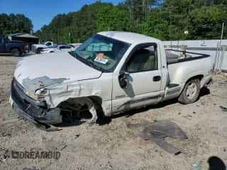 2002 Chevrolet Silverado 1500 LS с VIN 1GCEK14VX2Z209515, выставлен на аукционе Copart как лот 56230974 с пробегом 321 763 миль миль и Списание • Salvage title. История ставок и продаж доступна на DreamBid. Изображение 1.