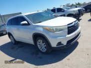 ✅ 2015 Toyota Highlander LE Plus • VIN: 5TDZKRFH9FS099524 • Lot: 41754846. Wystawiony na IAAI z przebiegiem 164 295 mil. Bezpłatny archiwum sprzedaży aukcyjnych z USA i szczegółowy raport historii pojazdu na DreamBid. Zdjęcie 1.