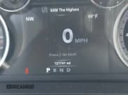 ✅ 2018 Ram 2500 Laramie • VIN: 3C6UR5NL4JG290867 • Lot: 42752033. Wystawiony na IAAI z przebiegiem 121 741 mil. Bezpłatny archiwum sprzedaży aukcyjnych z USA i szczegółowy raport historii pojazdu na DreamBid. Zdjęcie 15.