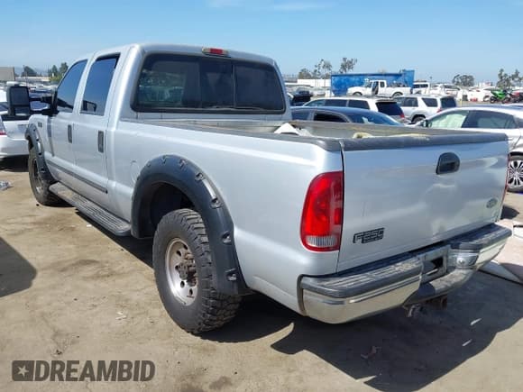 ✅ 2000 Ford F-250 XL • VIN: 1FTNW20SXYEE14273 • Lot: 42327431. Listed on IAAI with 174,812 mi. Free auction sales archive from the USA and detailed vehicle history report at DreamBid. Image 3.