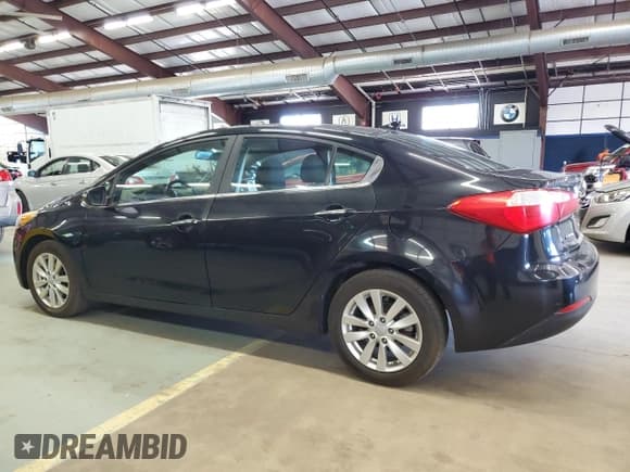 ✅ 2014 Kia Forte EX • VIN: KNAFX4A87E5128292 • Lot: 69183875. Wystawiony na Copart z przebiegiem Nie podano. Bezpłatny archiwum sprzedaży aukcyjnych z USA i szczegółowy raport historii pojazdu na DreamBid. Zdjęcie 2.