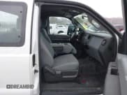 ✅ 2014 Ford F-250 XL • VIN: 1FT7X2B63EEA98605 • Lot: 43742482. Wystawiony na IAAI z przebiegiem 148 458 mil. Bezpłatny archiwum sprzedaży aukcyjnych z USA i szczegółowy raport historii pojazdu na DreamBid. Zdjęcie 5.