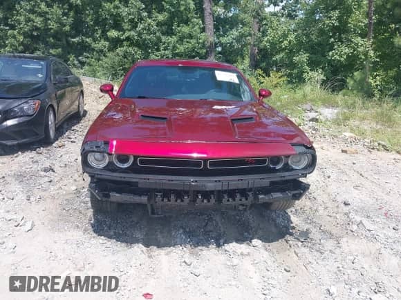 2018 Dodge Challenger R/T z VIN 2C3CDZBT4JH183613, wystawiony jako IAAI lot #42736300 z przebiegiem 176 851 mil mil oraz . Historia ofert i sprzedaży dostępna na DreamBid. Obrazek 12.