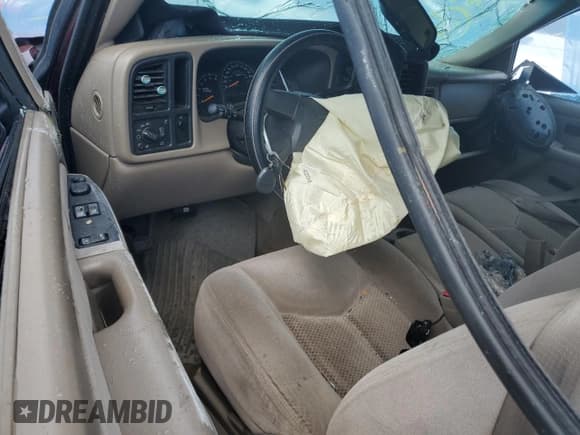 ✅ 2003 Chevrolet Silverado 1500 LS • VIN: 1GCEC19V03Z167055 • Лот: 71572794. Опубликован ранее на Copart с пробегом Не указан. Бесплатный доступ к архиву аукционных продаж из США и подробный отчёт об истории автомобиля на DreamBid. Изображение 8.