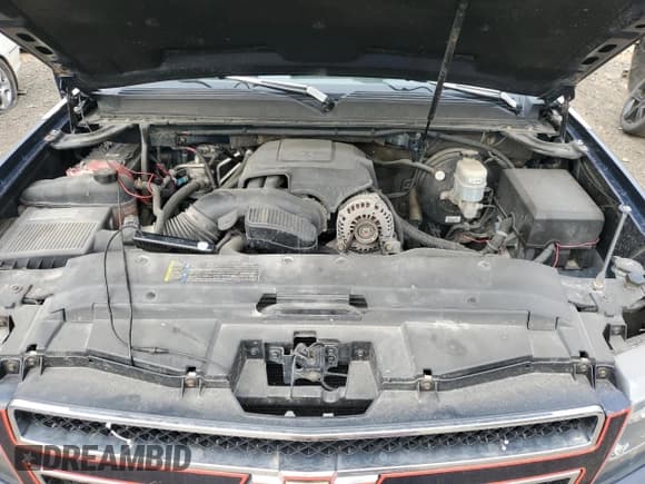 ✅ 2009 Chevrolet Suburban 1LT • VIN: 1GNFK26339R269157 • Lot: 53614035. Wystawiony na Copart z przebiegiem 260 295 mil. Bezpłatny archiwum sprzedaży aukcyjnych z USA i szczegółowy raport historii pojazdu na DreamBid. Zdjęcie 12.