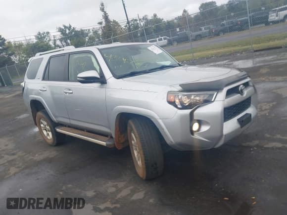 ✅ 2016 Toyota 4Runner Limited • VIN: JTEBU5JR6G5302117 • Lot: 43245297. Listed on IAAI with 52,111 mi. Free auction sales archive from the USA and detailed vehicle history report at DreamBid. Image 1.