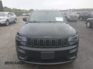 ✅ 2020 Jeep Grand Cherokee Limited • VIN: 1C4RJFBG0LC385080 • Lot: 42162766. Wystawiony na IAAI z przebiegiem 42 413 mil. Bezpłatny archiwum sprzedaży aukcyjnych z USA i szczegółowy raport historii pojazdu na DreamBid. Zdjęcie 12.