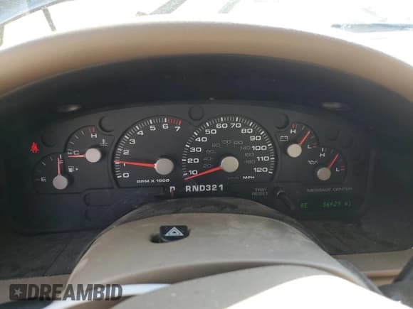 ✅ 2005 Ford Explorer Eddie Bauer • VIN: 1FMZU74EX5UA84429 • Lot: 79400234. Wystawiony na Copart z przebiegiem 86 629 mil. Bezpłatny archiwum sprzedaży aukcyjnych z USA i szczegółowy raport historii pojazdu na DreamBid. Zdjęcie 9.