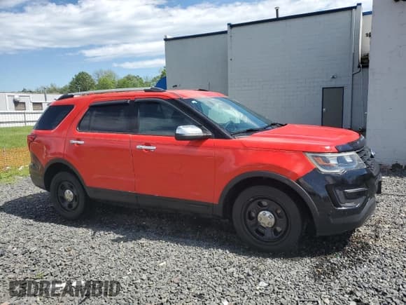 ✅ 2017 Ford Police Interceptor Utility • VIN: 1FM5K8AR9HGC87056 • Лот: 57133625. Опубликован ранее на Copart с пробегом 119 276 миль. Бесплатный доступ к архиву аукционных продаж из США и подробный отчёт об истории автомобиля на DreamBid. Изображение 4.