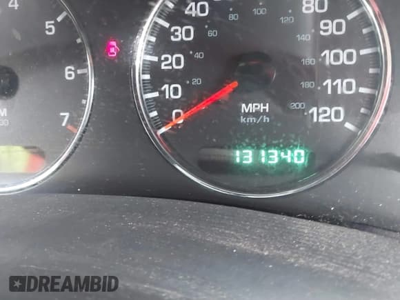 ✅ 2002 Chrysler Concorde LX • VIN: 2C3HD46R62H132431 • Lot: 41705664. Wystawiony na IAAI z przebiegiem 131 340 mil. Bezpłatny archiwum sprzedaży aukcyjnych z USA i szczegółowy raport historii pojazdu na DreamBid. Zdjęcie 13.