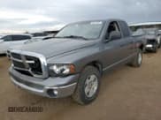✅ 2005 Dodge 1500 SLT • VIN: 1D7HA18N85J565447 • Лот: 69919554. Опубликован ранее на Copart с пробегом 223 978 миль. Бесплатный доступ к архиву аукционных продаж из США и подробный отчёт об истории автомобиля на DreamBid. Изображение 1.