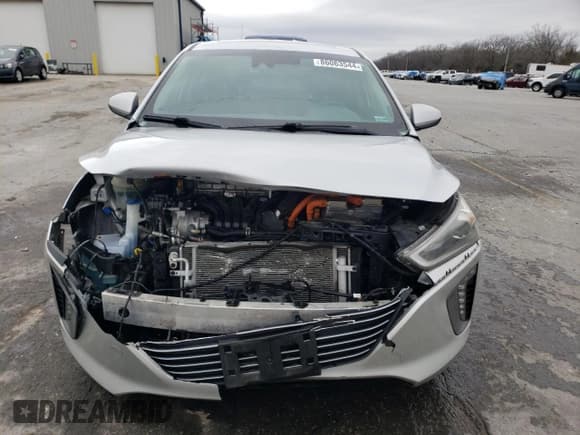 ✅ 2018 Hyundai Ioniq Limited • VIN: KMHC05LC4JU072132 • Lot: 86063544. Wystawiony na Copart z przebiegiem 148 085 mil. Bezpłatny archiwum sprzedaży aukcyjnych z USA i szczegółowy raport historii pojazdu na DreamBid. Zdjęcie 5.