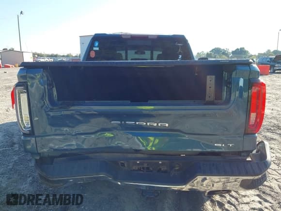 ✅ 2024 GMC Sierra 1500 SLT • VIN: 3GTUUDED3RG330524 • Лот: 43184613. Опубликован ранее на IAAI с пробегом 44 954 миль. Бесплатный доступ к архиву аукционных продаж из США и подробный отчёт об истории автомобиля на DreamBid. Изображение 17.