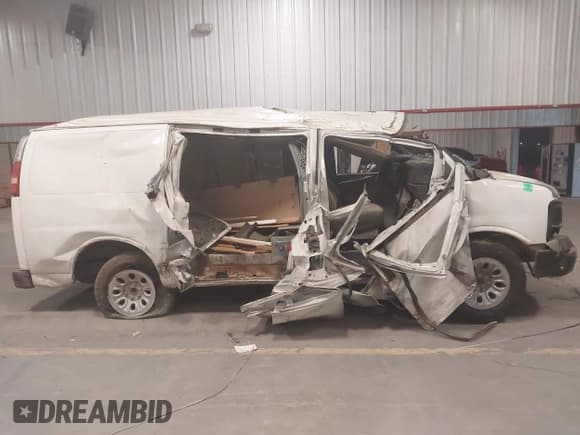 ✅ 2011 Chevrolet Express Cargo • VIN: 1GCSGAFX7B1125833 • Лот: 39072966. Опубликован ранее на IAAI с пробегом 293 610 миль. Бесплатный доступ к архиву аукционных продаж из США и подробный отчёт об истории автомобиля на DreamBid. Изображение 12.