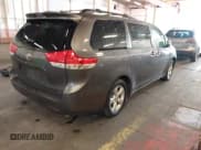 ✅ 2014 Toyota Sienna LE • VIN: 5TDKK3DC9ES506519 • Lot: 43440398. Listed on IAAI with 136,970 mi. Free auction sales archive from the USA and detailed vehicle history report at DreamBid. Image 4.