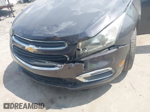 ✅ 2015 Chevrolet Cruze LT • VIN: 1G1PE5SB8F7129284 • Лот: 42999670. Опубликован ранее на IAAI с пробегом 175 059 миль. Бесплатный доступ к архиву аукционных продаж из США и подробный отчёт об истории автомобиля на DreamBid. Изображение 6.