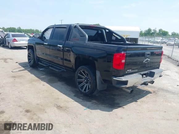 ✅ 2016 Chevrolet Silverado 1500 LT • VIN: 3GCUKREC1GG109575 • Лот: 42164610. Опубликован ранее на IAAI с пробегом 152 226 миль. Бесплатный доступ к архиву аукционных продаж из США и подробный отчёт об истории автомобиля на DreamBid. Изображение 3.