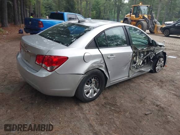 2016 Chevrolet Cruze LS с VIN 1G1PC5SG0G7211643, выставлен на аукционе IAAI как лот 43342069 с пробегом 73 148 миль миль и . История ставок и продаж доступна на DreamBid. Изображение 4.