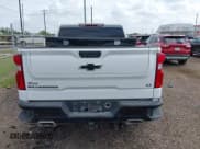 ✅ 2022 Chevrolet Silverado 1500 LT Trail Boss • VIN: 3GCPYFEL6NG153630 • Lot: 42749673. Wystawiony na IAAI z przebiegiem 54 248 mil. Bezpłatny archiwum sprzedaży aukcyjnych z USA i szczegółowy raport historii pojazdu na DreamBid. Zdjęcie 17.