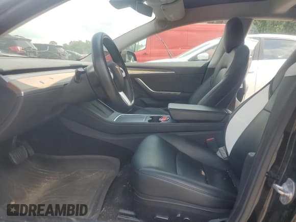 ✅ 2022 Tesla Model 3 Long Range • VIN: 5YJ3E1EB4NF190425 • Lot: 64841925. Wystawiony na Copart z przebiegiem 142 316 mil. Bezpłatny archiwum sprzedaży aukcyjnych z USA i szczegółowy raport historii pojazdu na DreamBid. Zdjęcie 7.