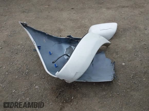 ✅ 2006 Toyota Tacoma PreRunner • VIN: 5TEJU62N36Z244898 • Lot: 41551832. Listed on IAAI with 227,726 mi. Free auction sales archive from the USA and detailed vehicle history report at DreamBid. Image 12.