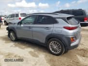 ✅ 2018 Hyundai Kona SEL • VIN: KM8K62AA0JU101040 • Лот: 39777074. Опубликован ранее на Copart с пробегом 186 018 миль. Бесплатный доступ к архиву аукционных продаж из США и подробный отчёт об истории автомобиля на DreamBid. Изображение 2.