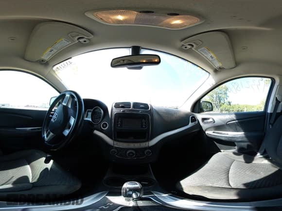 ✅ 2019 Dodge Journey SE • VIN: 3C4PDCBB1KT737717 • Lot: 43321880. Wystawiony na IAAI z przebiegiem 161 616 mil. Bezpłatny archiwum sprzedaży aukcyjnych z USA i szczegółowy raport historii pojazdu na DreamBid. Zdjęcie 18.