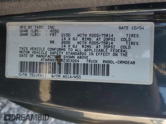 ✅ 1994 Toyota Pickup • VIN: 4TARN93PXRZ303264 • Lot: 81754105. Wystawiony na Copart z przebiegiem 282 985 mil. Bezpłatny archiwum sprzedaży aukcyjnych z USA i szczegółowy raport historii pojazdu na DreamBid. Zdjęcie 12.