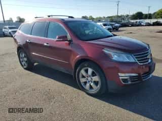 2015 Chevrolet Traverse LTZ z VIN 1GNKVJKDXFJ303345, wystawiony jako Copart lot #81768645 z przebiegiem 116 373 mil mil oraz Szkoda całkowita • Salvage title. Historia ofert i sprzedaży dostępna na DreamBid. Obrazek 4.