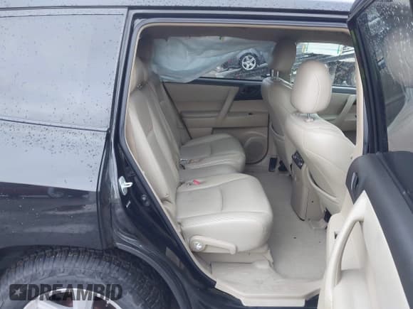 ✅ 2009 Toyota Highlander • VIN: JTEDS41A392075072 • Lot: 43630054. Listed on IAAI with Not provided. Free auction sales archive from the USA and detailed vehicle history report at DreamBid. Image 8.