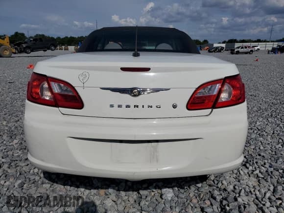 ✅ 2008 Chrysler Sebring LX • VIN: 1C3LC45KX8N170990 • Lot: 55962355. Listed on Copart with 147,702 mi. Free auction sales archive from the USA and detailed vehicle history report at DreamBid. Image 6.