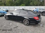 ✅ 2014 Mercedes-Benz C 250 • VIN: WDDGJ4HB3EG272636 • Lot: 84961295. Wystawiony na Copart z przebiegiem Nie podano. Bezpłatny archiwum sprzedaży aukcyjnych z USA i szczegółowy raport historii pojazdu na DreamBid. Zdjęcie 2.