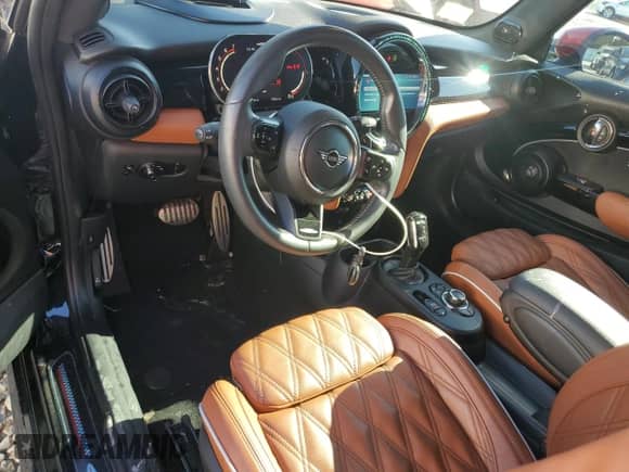 2023 MINI Hardtop John Cooper Works с VIN WMW73DH05P2T74066, выставлен на аукционе Copart как лот 84411465 с пробегом 38 314 миль миль и Списание • Salvage title. История ставок и продаж доступна на DreamBid. Изображение 8.